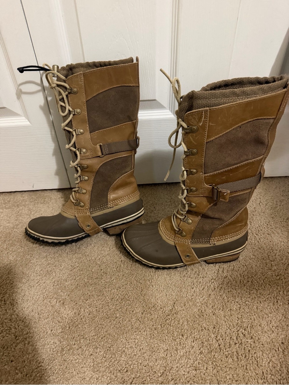 Sorel Women’s Tall Lace-Up Winter Boots in Brown and Tan